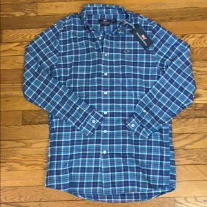 Vineyard Vines Button Up NEW WITH TAGS